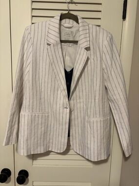 Abercrombie never been worn Women's Striped Linen Blazer